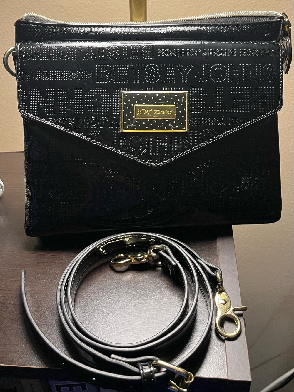 Betsey Johnson Y2K Faux Black Patent leather Crossbody Good condition